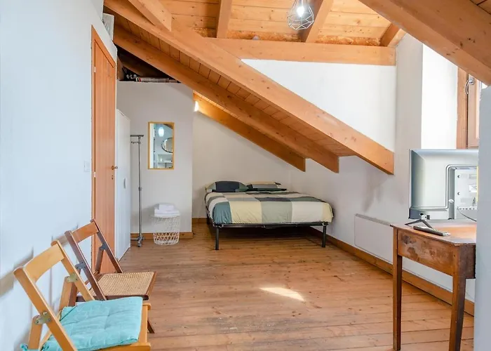 Casa M&m, La Luminosa, Borgo Dora Apartament *