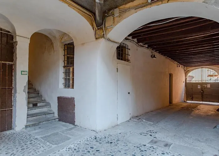 Casa M&m, La Luminosa, Borgo Dora Apartment Turin